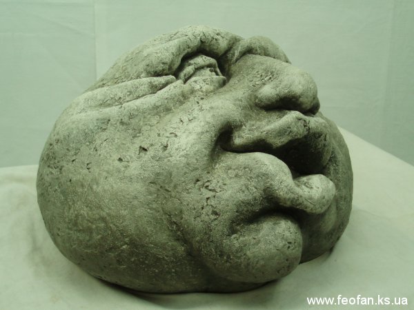Каменные головы. Борюсик. Искусственный камень. Н-17см.о26см. 2006г.